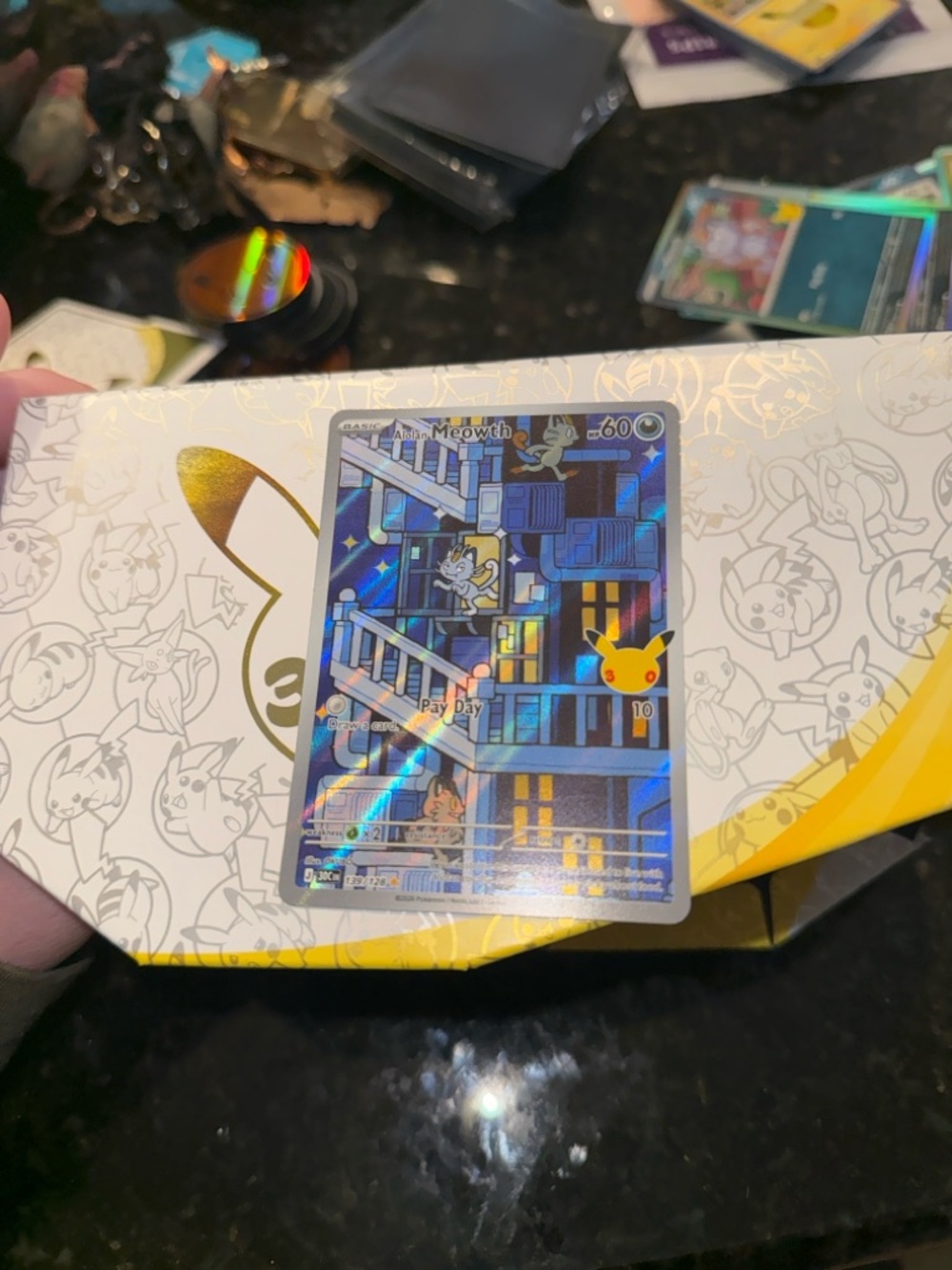 Pokémon TCG Alolan Meowth 139/128 30th Anniversary Celebrations Full Art IR